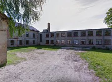 latvia/talsi/attraction/skolenu-smeketaju-parks