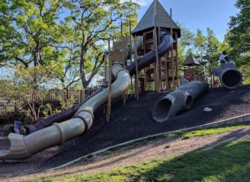 illinois/waukegan/attraction/bowen-park