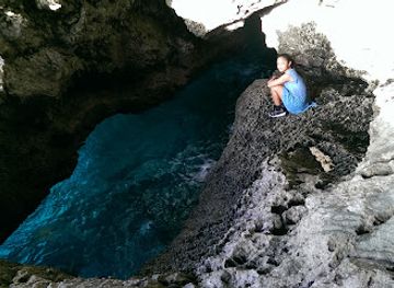 northern-mariana-islands/tinian/attraction/tinian-grotto