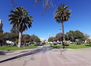 chile/la-serena/avenida-del-mar/attraction/plaza-de-armas-de-la-serena