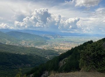 italy/abruzzo-national-park/attraction/torre-di-sperone