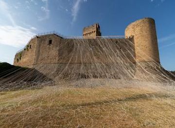italy/florence/attraction/la-rocca-di-staggia
