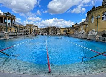hungary/budapest/attraction/szechenyi-thermal-bath