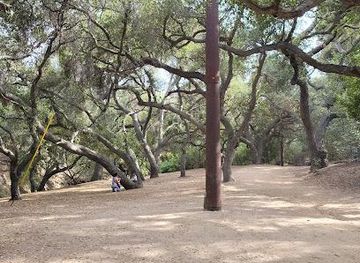 california/laguna-beach/attraction/oak-canyon-nature-center