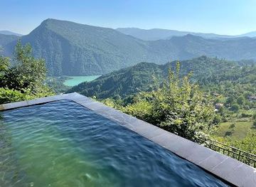 georgia/kutaisi/attraction/secret-pool