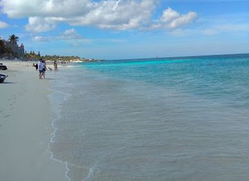 the-bahamas/new-providence/attraction/parliament-square