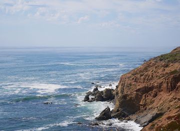 california/south-coast/attraction/point-san-luis-lighthouse