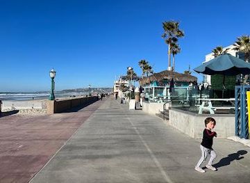 california/san-diego/attraction/mission-beach-boardwalk