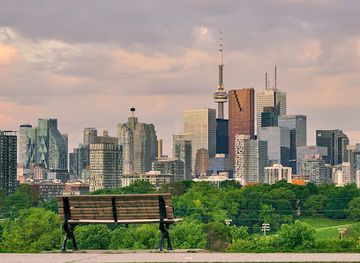 canada/toronto/yorkville/attraction/riverdale-farm