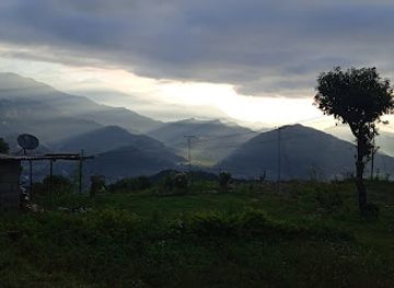 nepal/pokhara/sarangkot/attraction/sarangkot-waterfall