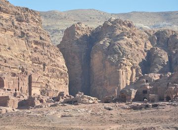 jordan/southern-jordan-valley/attraction/winged-lion-temple