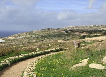 malta/mqabba/attraction/hagar-qim-look-out-point