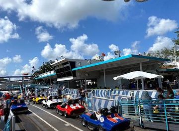 florida/orlando/attraction/tomorrowland-speedway