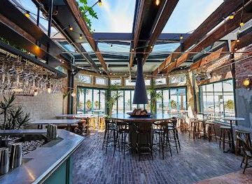 australia/melbourne/attraction/hotel-esplanade