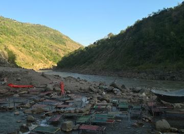 pakistan/azad-jammu-and-kashmir/attraction/kohala-picnic-point-pakistan
