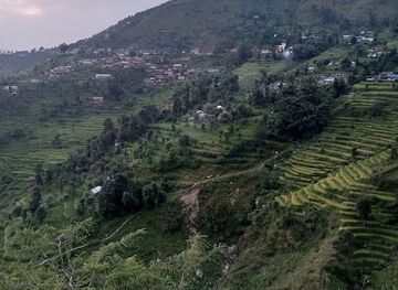 nepal/gosaikunda/attraction/tare-bhir