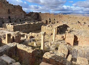 algeria/timgad-ruins/attraction/byzantine-fort-on-the-aqua-septimiana-felix