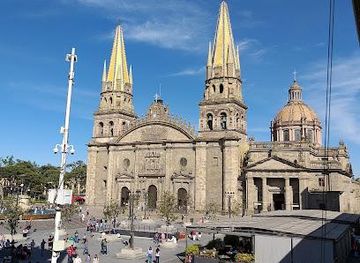 mexico/guadalajara/attraction/plaza-guadalajara