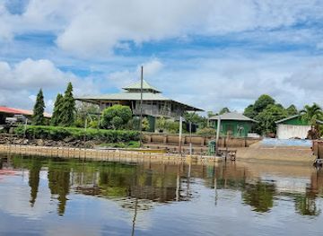 suriname/marienburg/attraction/domburg-waterkant