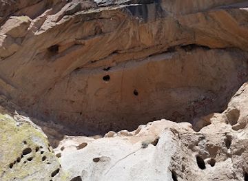 new-mexico/valles-caldera-national-preserve/attraction/painted-cave
