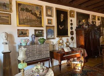 poland/krakow/attraction/hipolit-house