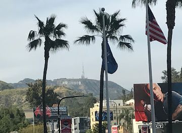 california/hollywood/attraction/hollywood-walk-of-fame-hq
