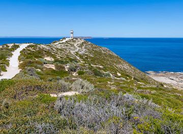 australia/north-east-south-australia/attraction/cape-spencer-lighthouse