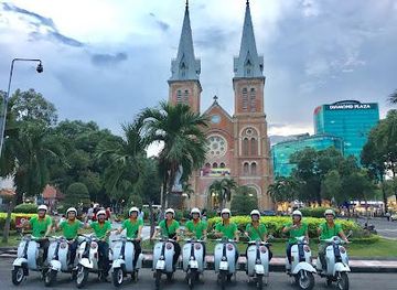 vietnam/ho-chi-minh-city/attraction/saigon-vespa-tours