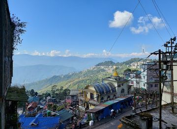 india/darjeeling/attraction/i-love-d-h-r