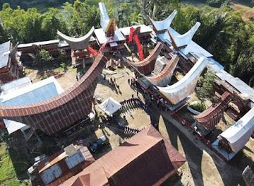 indonesia/tana-toraja/attraction/tongkonan-patongloan-tarongko