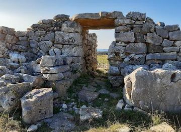 croatia/rovinj/attraction/monkodonja-gradina-arheolosko-nalaziste