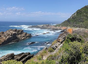 south-africa/tsitsikamma-national-park/attraction/waterfall-hike