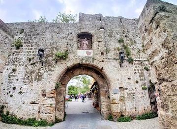 greece/rhodes/attraction/gate-d-amboise