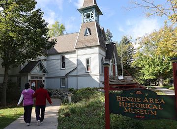 michigan/sleeping-bear-dunes-national-lakeshore/attraction/benzie-area-historical-society-and-museum