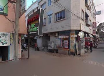 india/pondicherry/attraction/boy-graffity