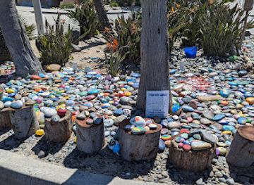 california/oceanside/attraction/o-side-rock-garden