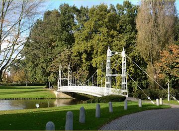 belgium/land-of-waas/attraction/kasteel-cortewalle