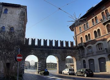 italy/friuli-venezia-giulia/attraction/porta-aquileia