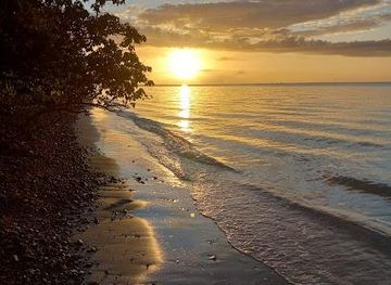 puerto-rico/rincon/attraction/camino-los-pozos-combate-cabo-rojo