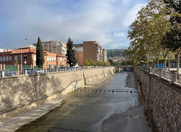spain/granada/centro-sagrario/attraction/puente-romano