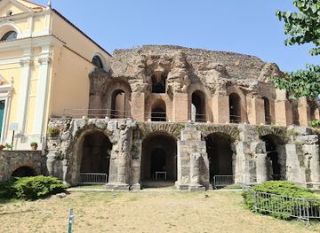 italy/sannio/attraction/roman-theatre-benevento