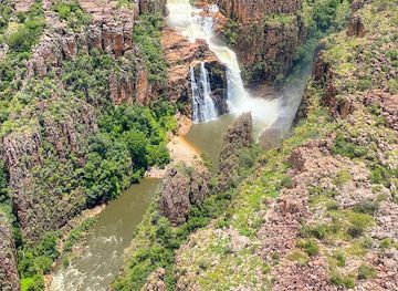 australia/kakadu-national-park/attraction/twin-falls-kakadu-national-park