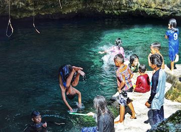 indonesia/pulau-wakatobi/attraction/pemandian-kali-topa-air