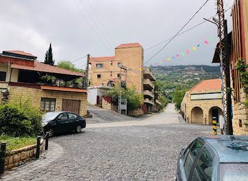 lebanon/marjeyoun/attraction/louaize-square