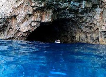 croatia/hvar/attraction/green-cave