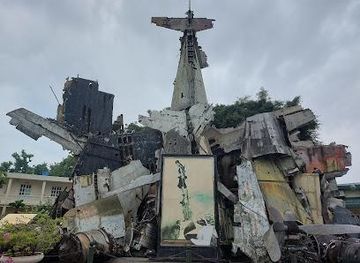 vietnam/hanoi/attraction/vietnam-military-history-museum