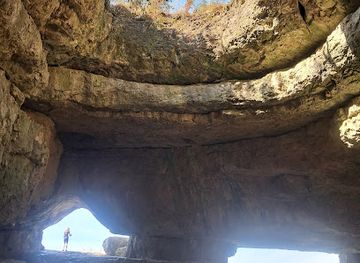 hungary/central-transdanubia/attraction/selim-cave