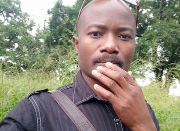 zambia/chipata/attraction/mpezeni-park-square