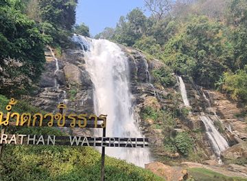 thailand/doi-inthanon/attraction/wachirathan-waterfall