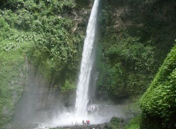 indonesia/east-java/attraction/coban-pelangi-waterfall
